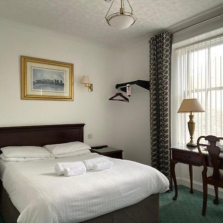 Argyll Arms Hotel Кемпбелтаун Екстер'єр фото